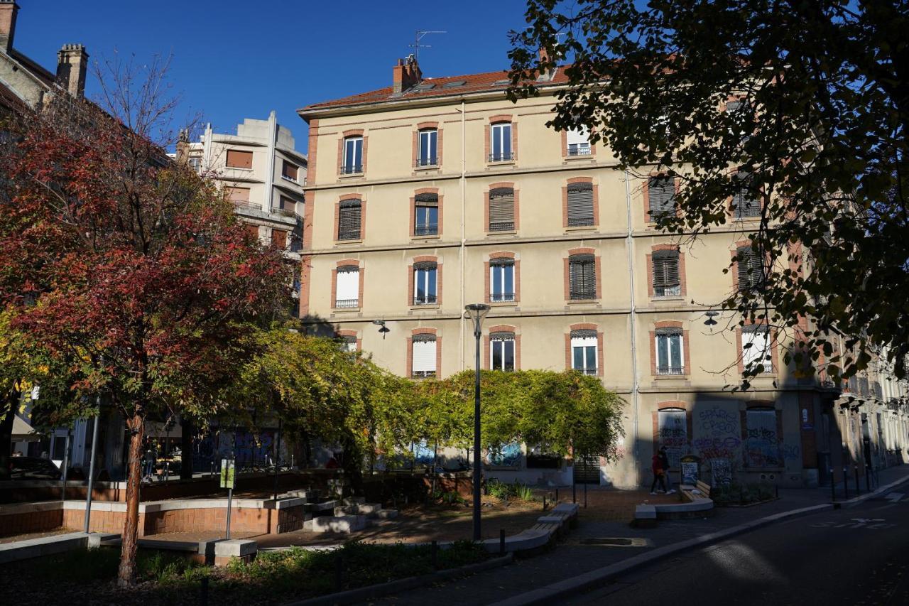Studio Plein Centre, Calme, Parking Inclus, Piscine Et Gardien Grenoble Exterior foto